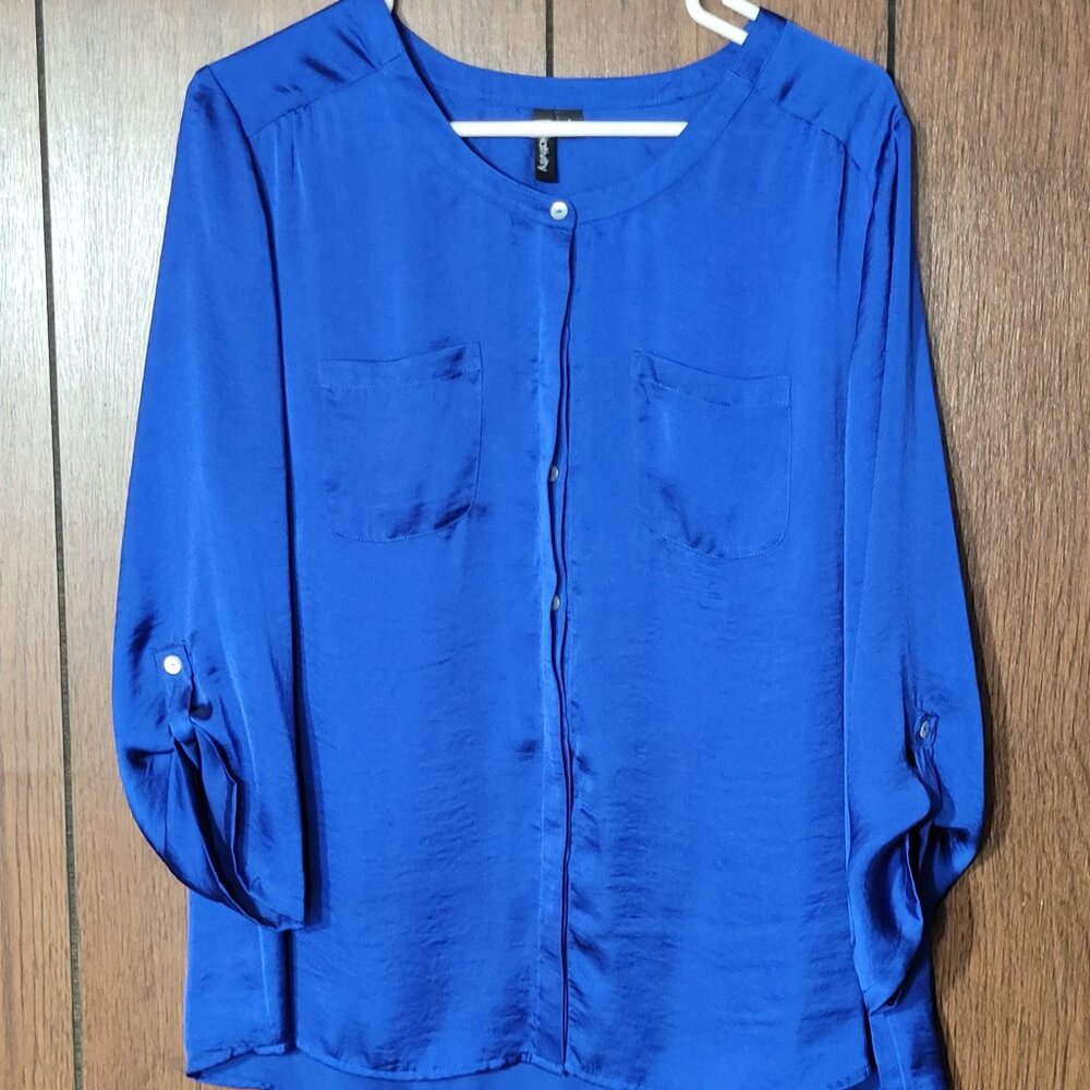 Relativity Blue 3/4 Sleeve Button-Tab Blouse - Size L, Lightweight & Stylish